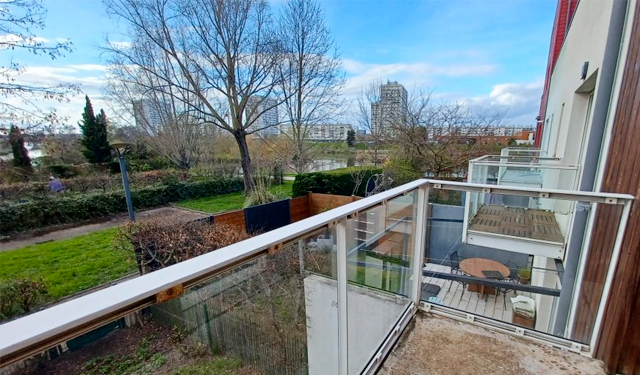 Vue jardinet et cher maison à louer sur Tours 2 lions | LOCATION 37