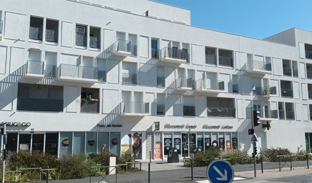Vue façade immeuble appartement T3 avec terrasse à louer sur Tours-Nord Saint-Symphorien | LOCATION 37