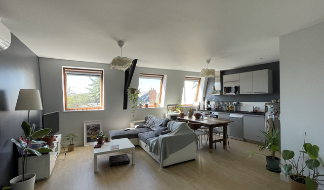 Vue pièce à vivre appartement T2 de 50m2 à louer sur Tours Centre | LOCATION 37